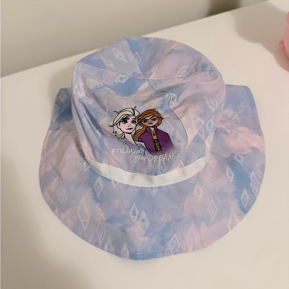 Toddler Girl Frozen Bucket Hat NWOT